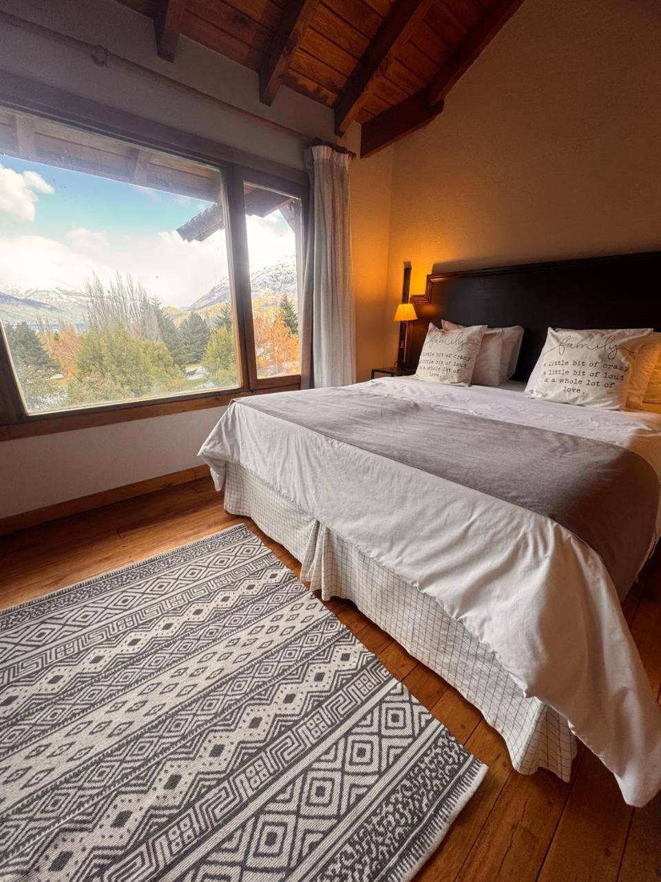 Arelauquen Bungalows & Suites San Carlos de Bariloche Exterior photo